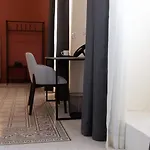 Mulberry فاليتا