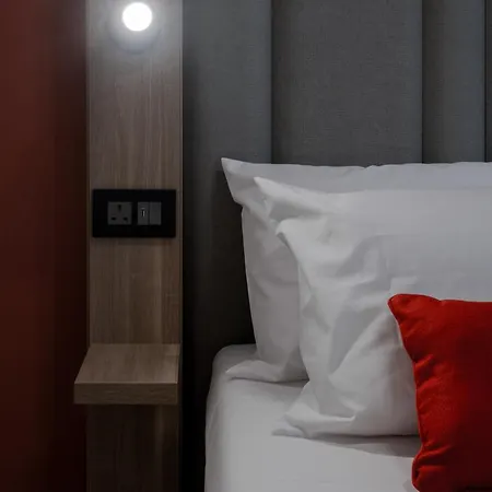 Hotell Mulberry *